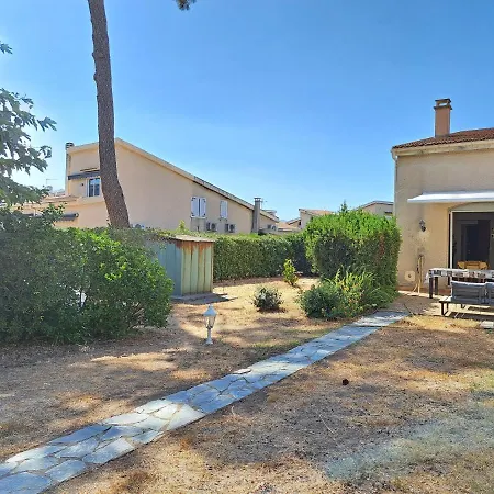 Casa de Férias Mini Jardin 50 M Borgo (Corsica)