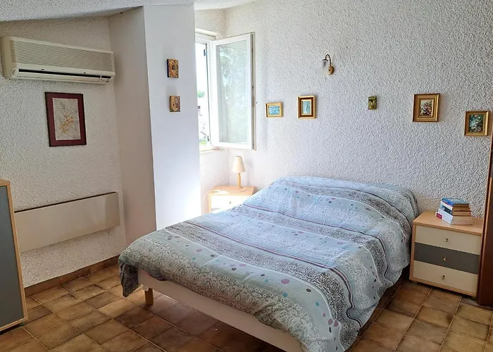 Mini Jardin 50 M Casa de Férias *