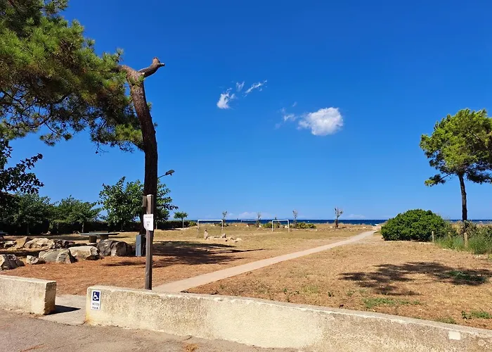 度假居 Mini Jardin 50 M *