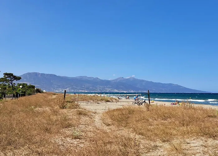 Mini Jardin 50 M Casa de Férias