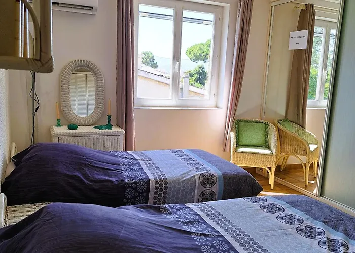 Mini Jardin 50 M Borgo (Corsica)